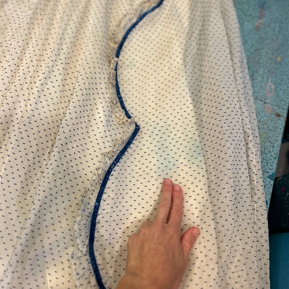 Queen of Shabby Chic Gown - Picture 10 of 16